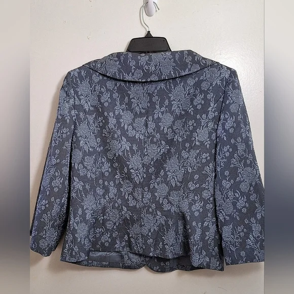 Vintage Maggie London Floral Patterned Dress and Jacket Ensemble - Picture 3 of 6